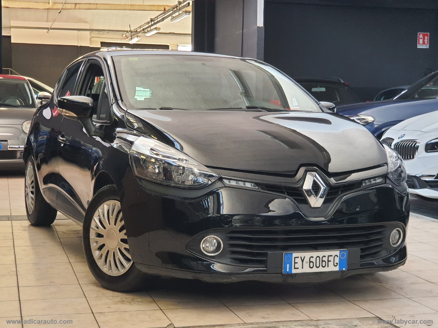 RENAULT Clio