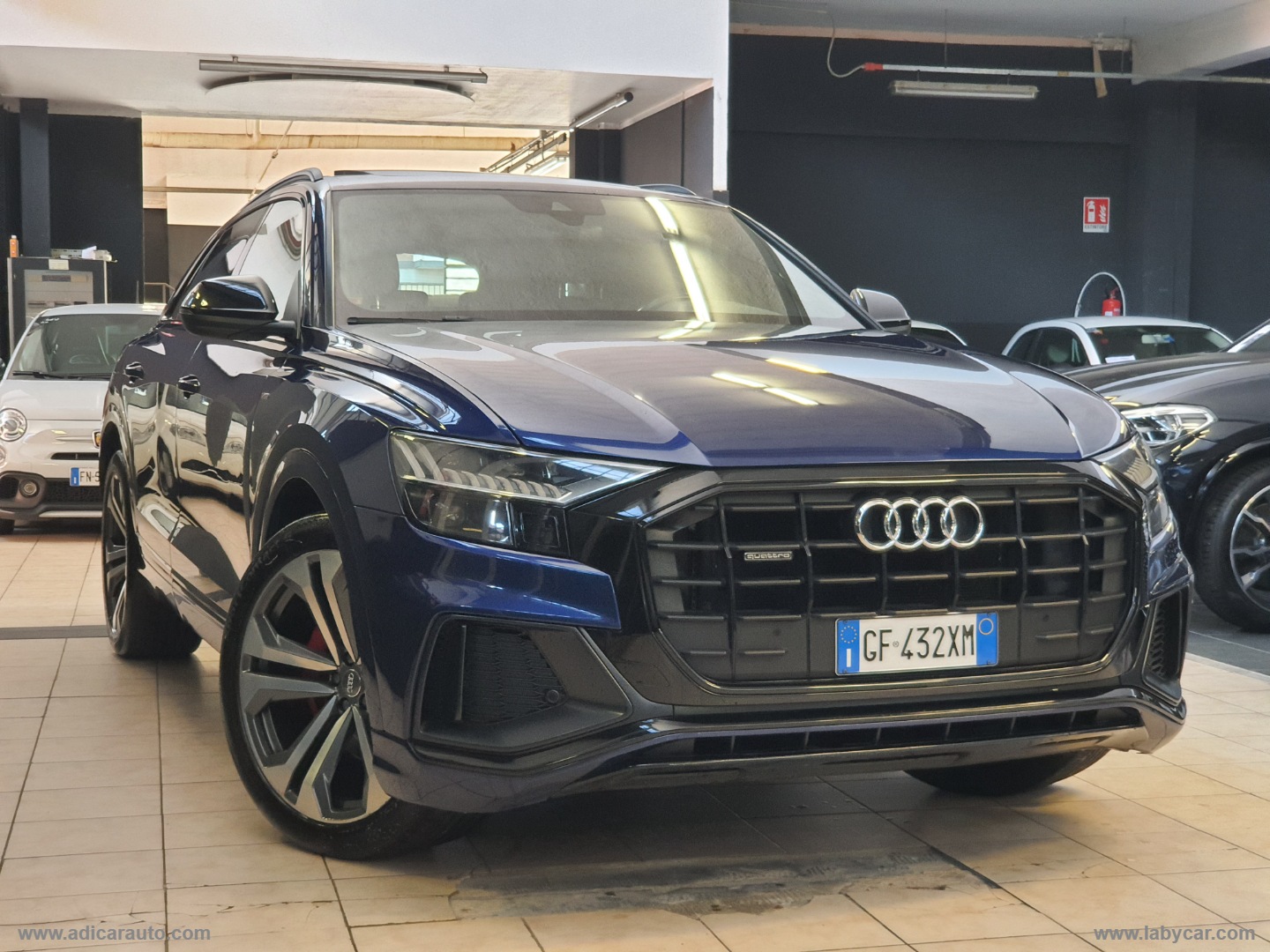 AUDI Q8