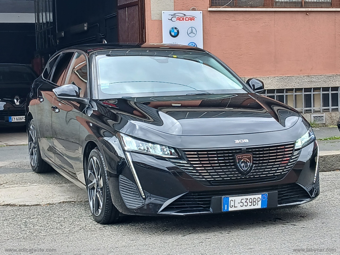 PEUGEOT 308