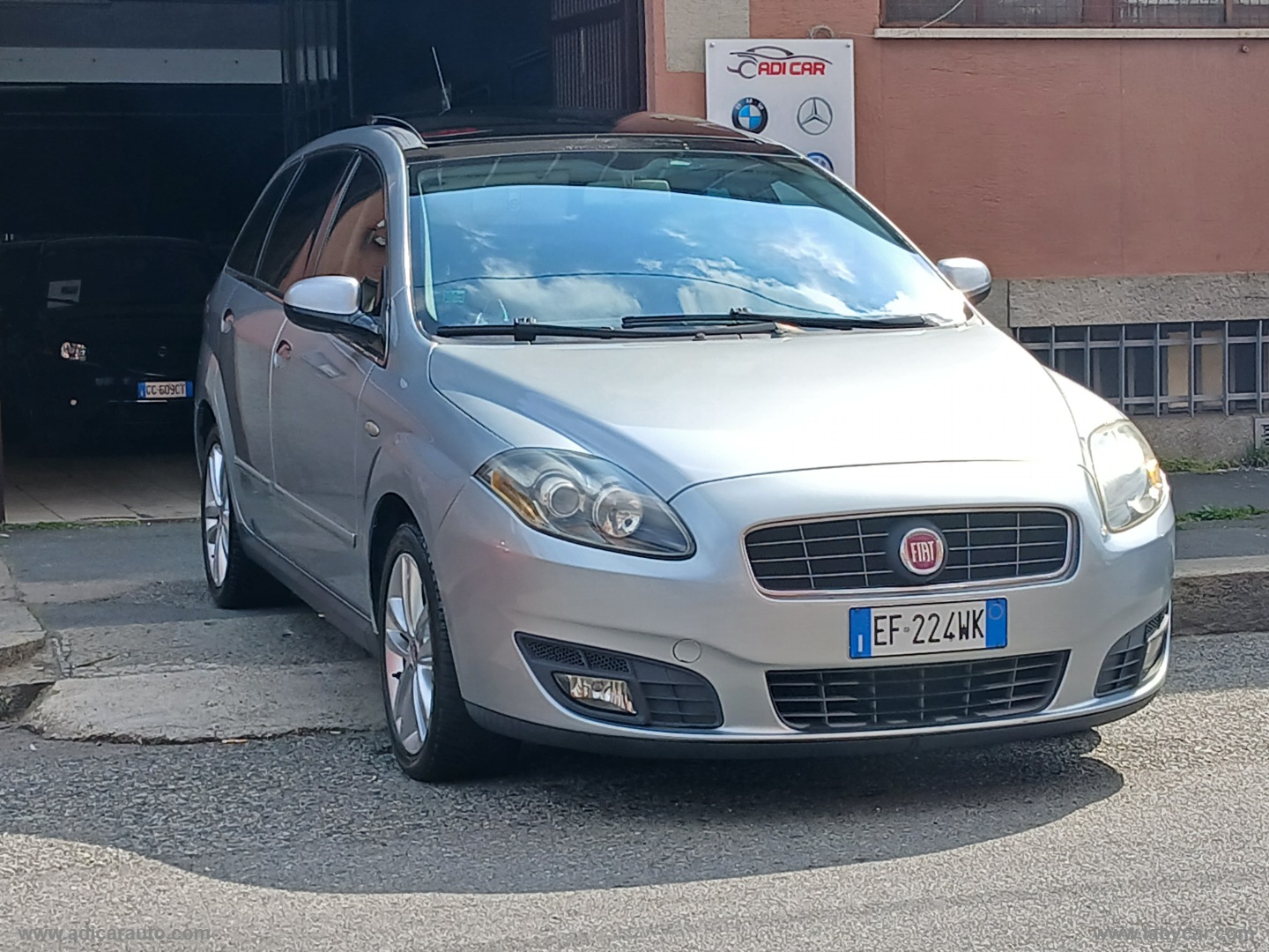 Croma 1.9 MJT Emotion                                                        