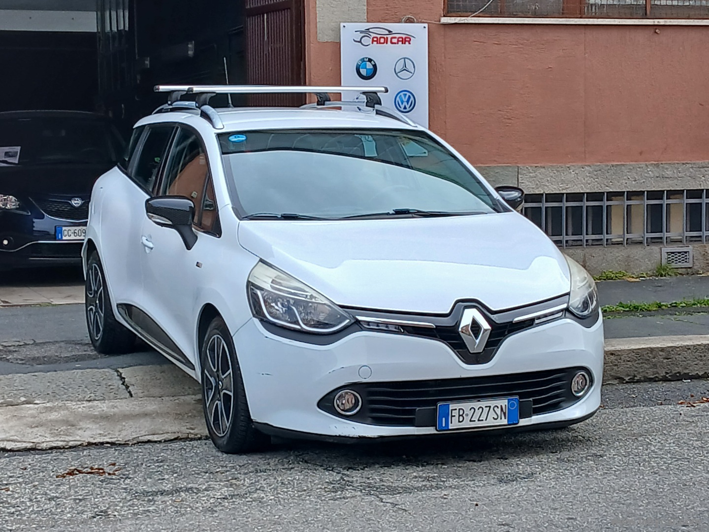 RENAULT Clio