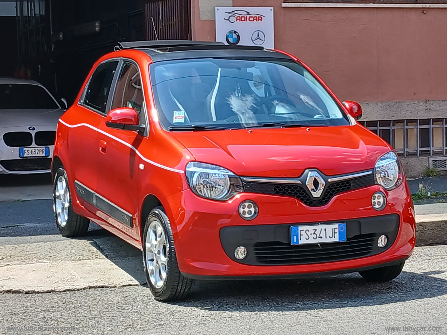 RENAULT Twingo