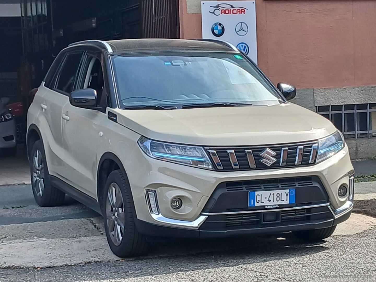 SUZUKI Vitara