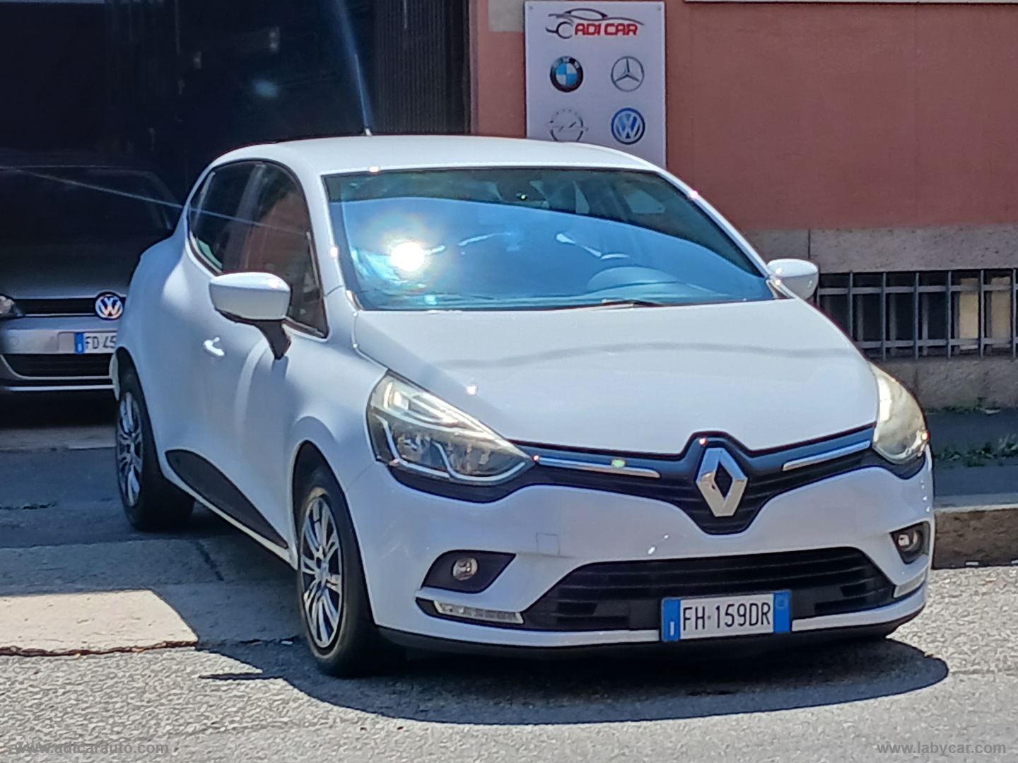 RENAULT Clio