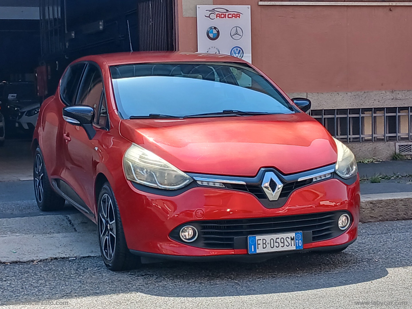 RENAULT Clio