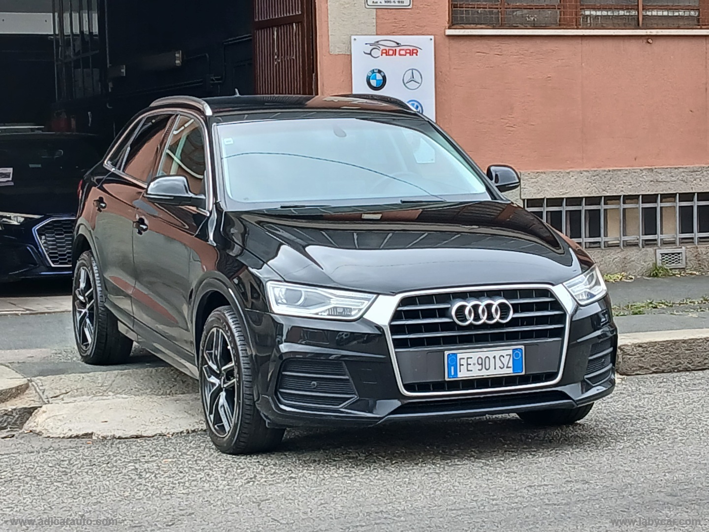 AUDI Q3