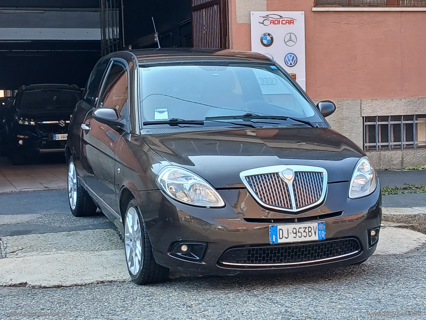 LANCIA Ypsilon