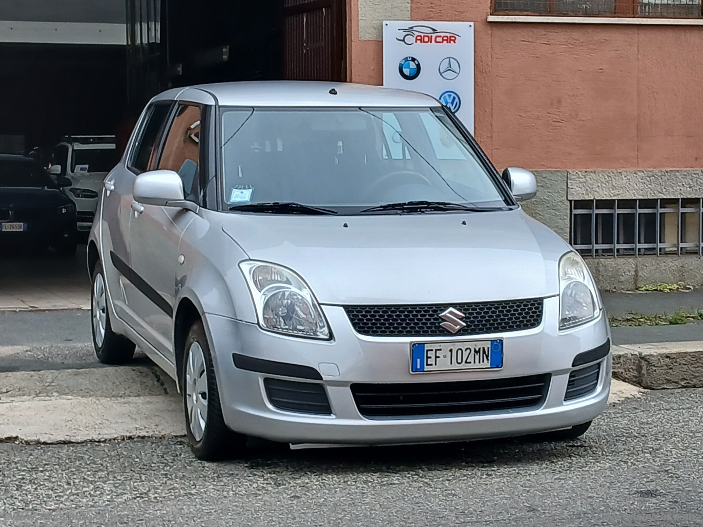 SUZUKI Swift
