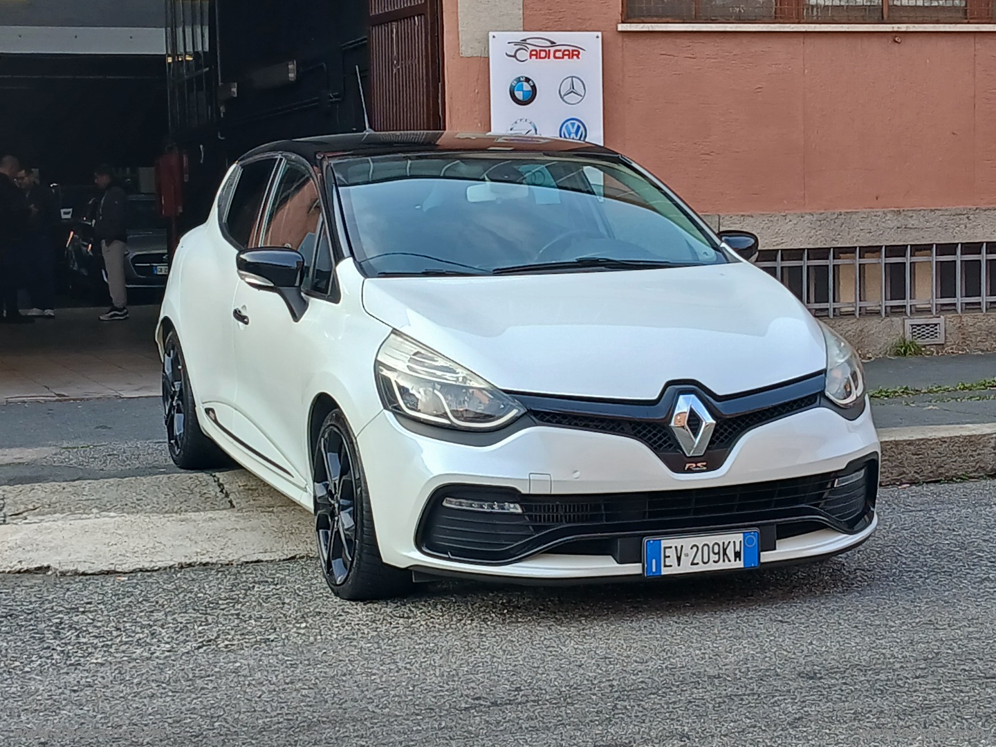 RENAULT Clio