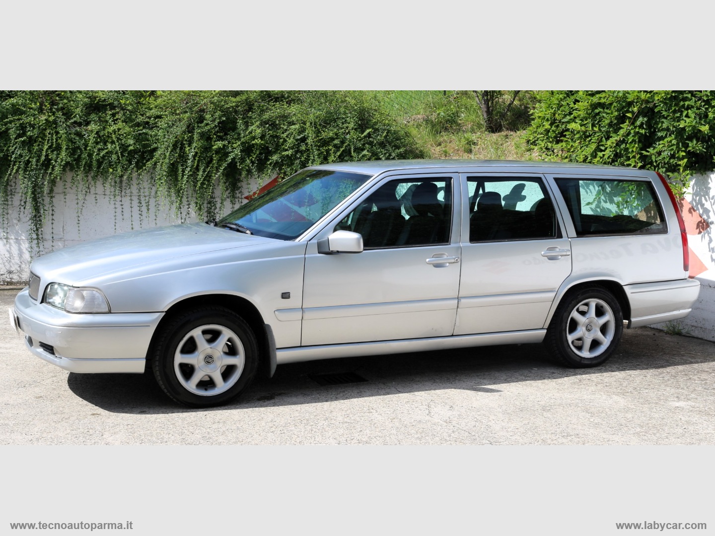 VOLVO V70/XC70
