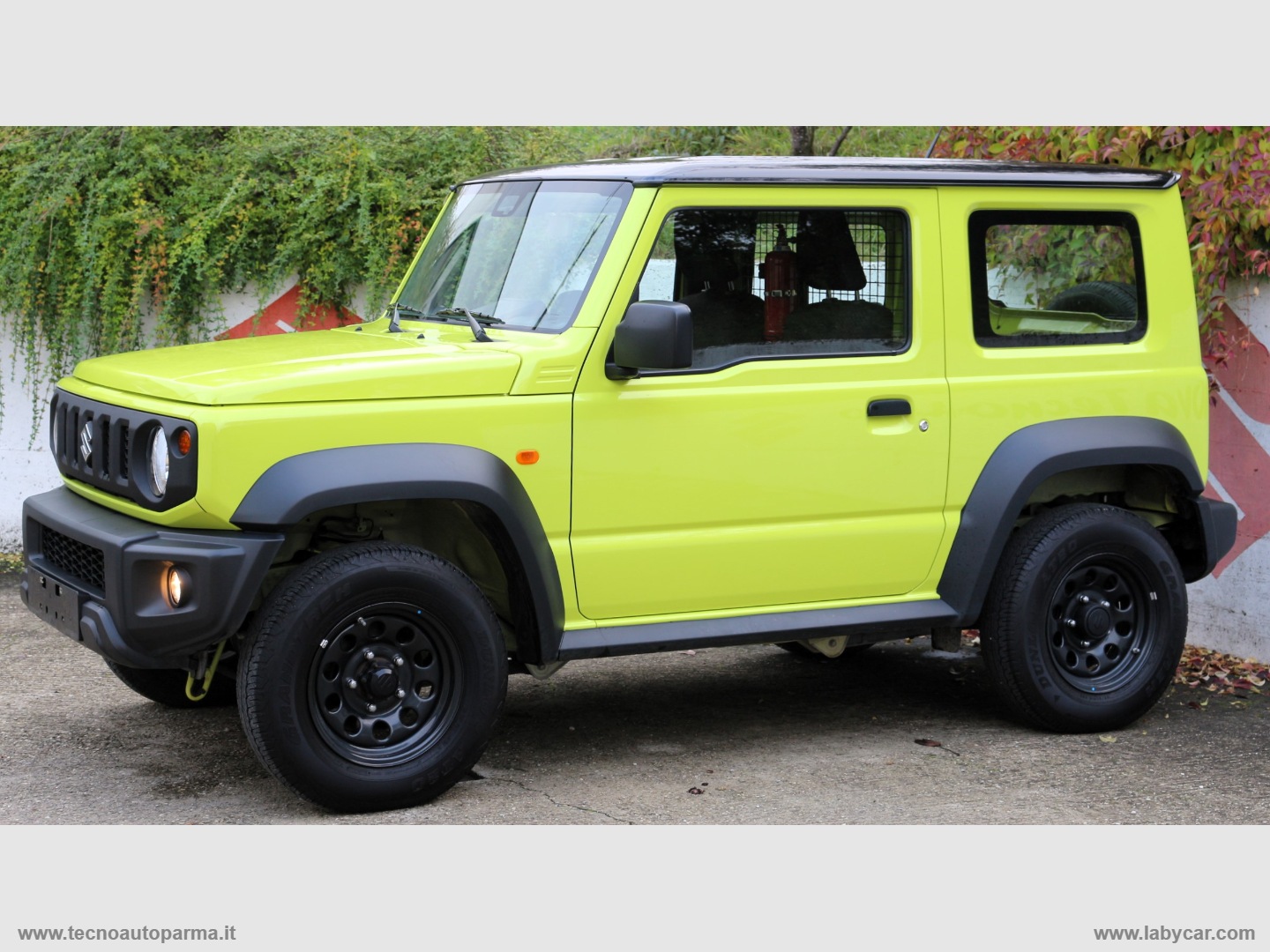 Jimny 1.5 5MT PRO                                                        