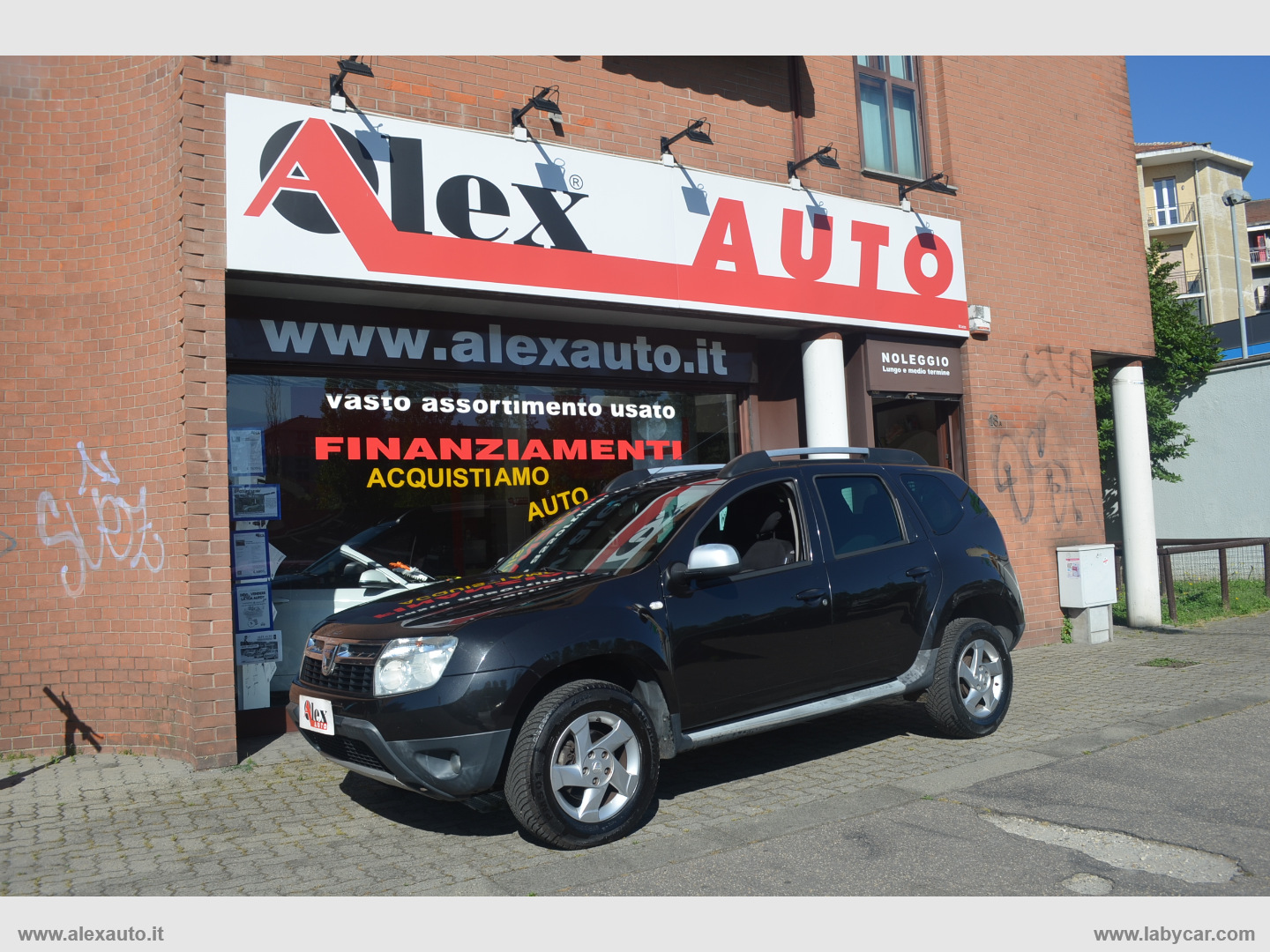 DACIA&nbsp;Duster
