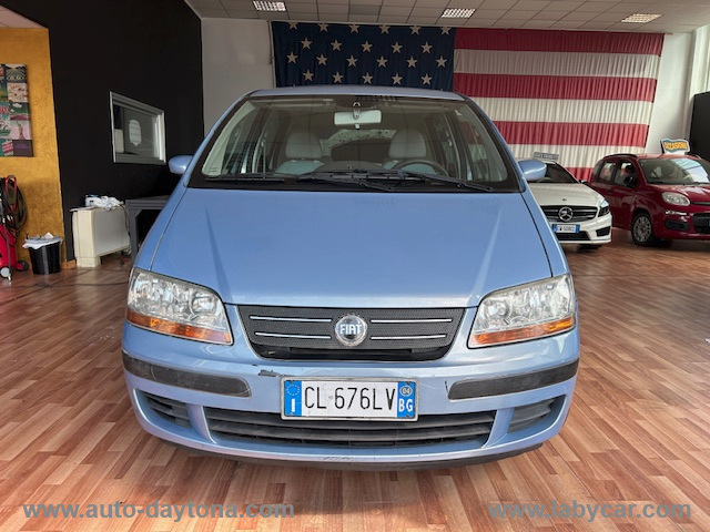 FIAT Idea 1.4 16V Emotion 