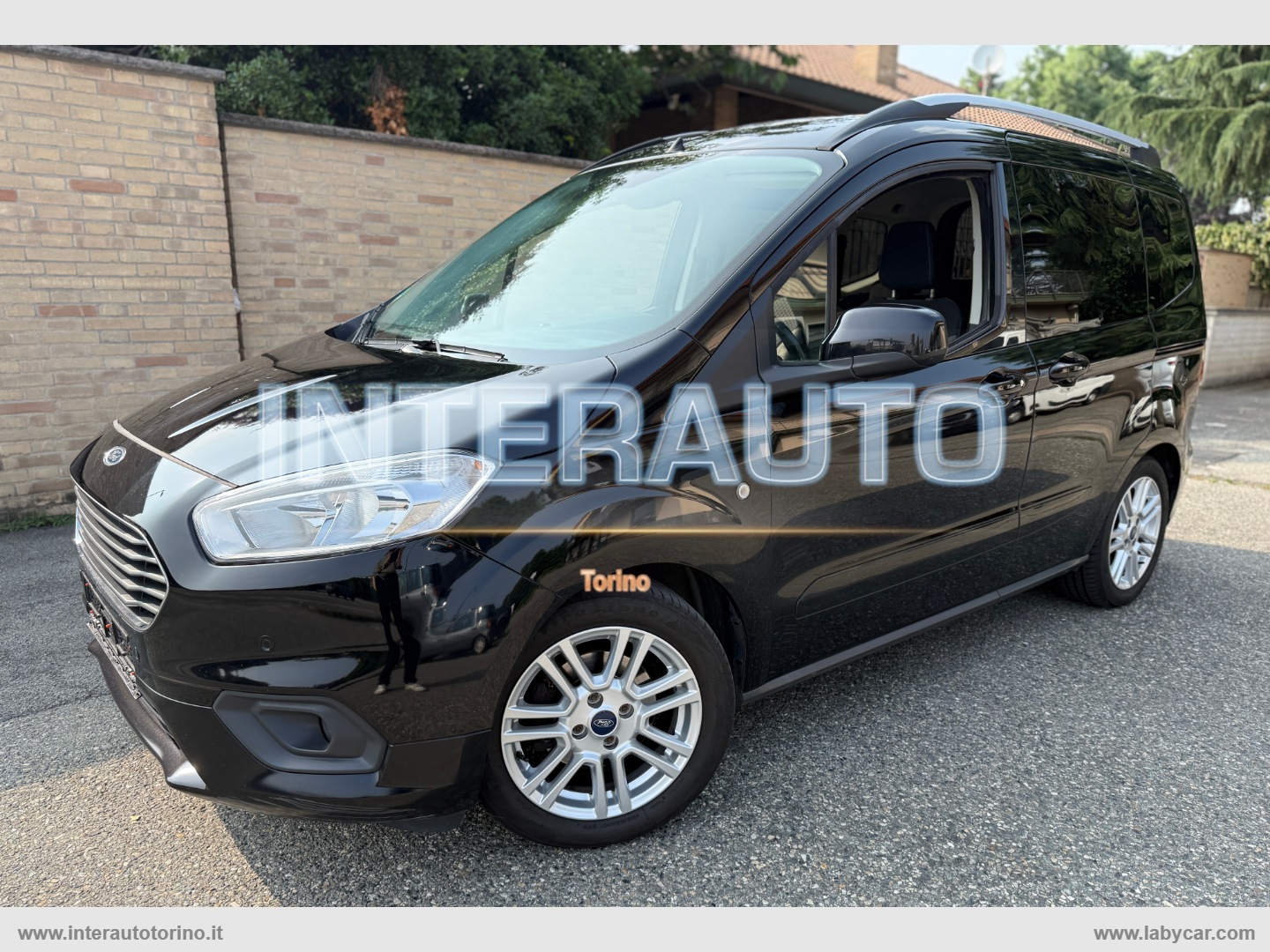 FORD Tourneo Courier