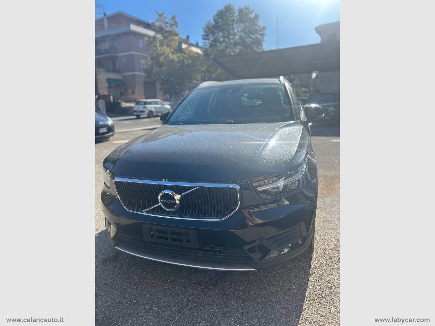 VOLVO XC40