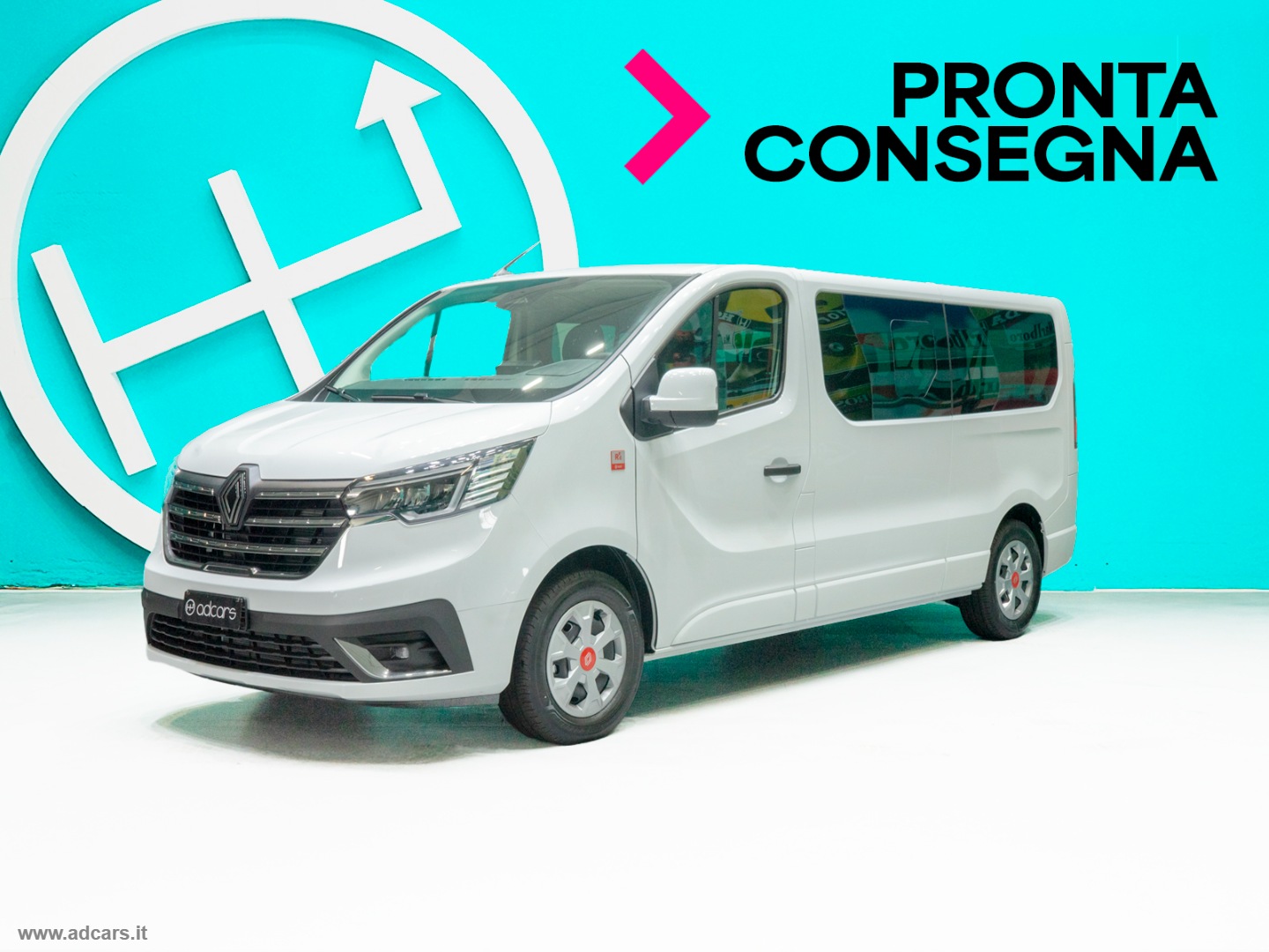RENAULT Trafic BluedCi 150CV PL-TN Equilibre SCHERMO 8 POLLICI CON TELECAMERA + SENSORI + CLIMA POST