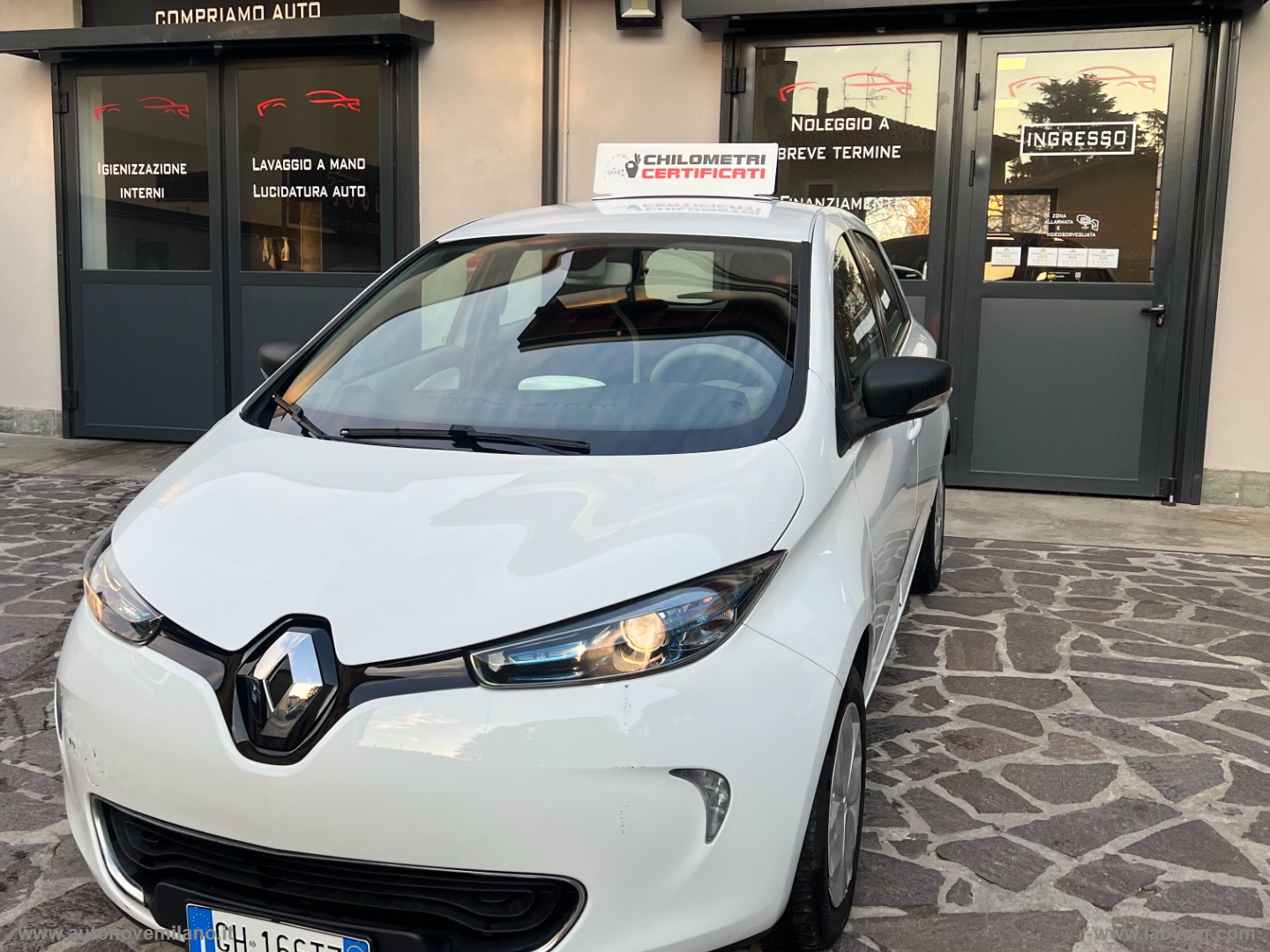 RENAULT ZOE