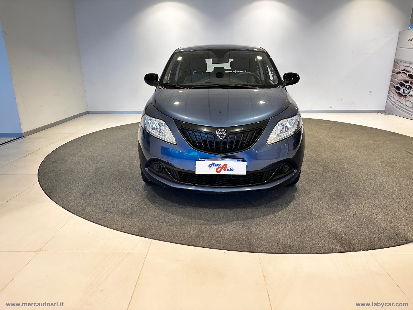LANCIA Ypsilon