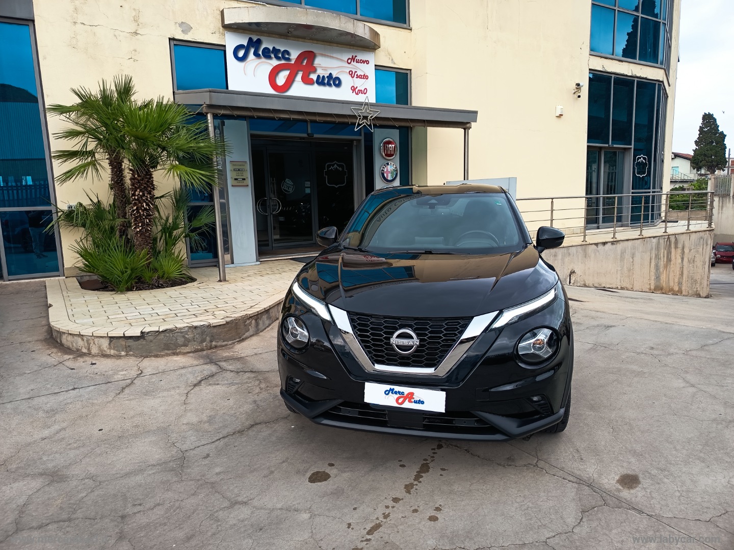 NISSAN Juke