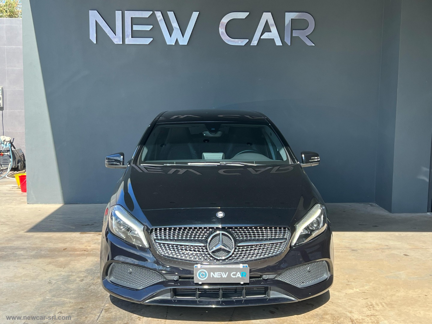 A 180 d Automatic Business                                                        
