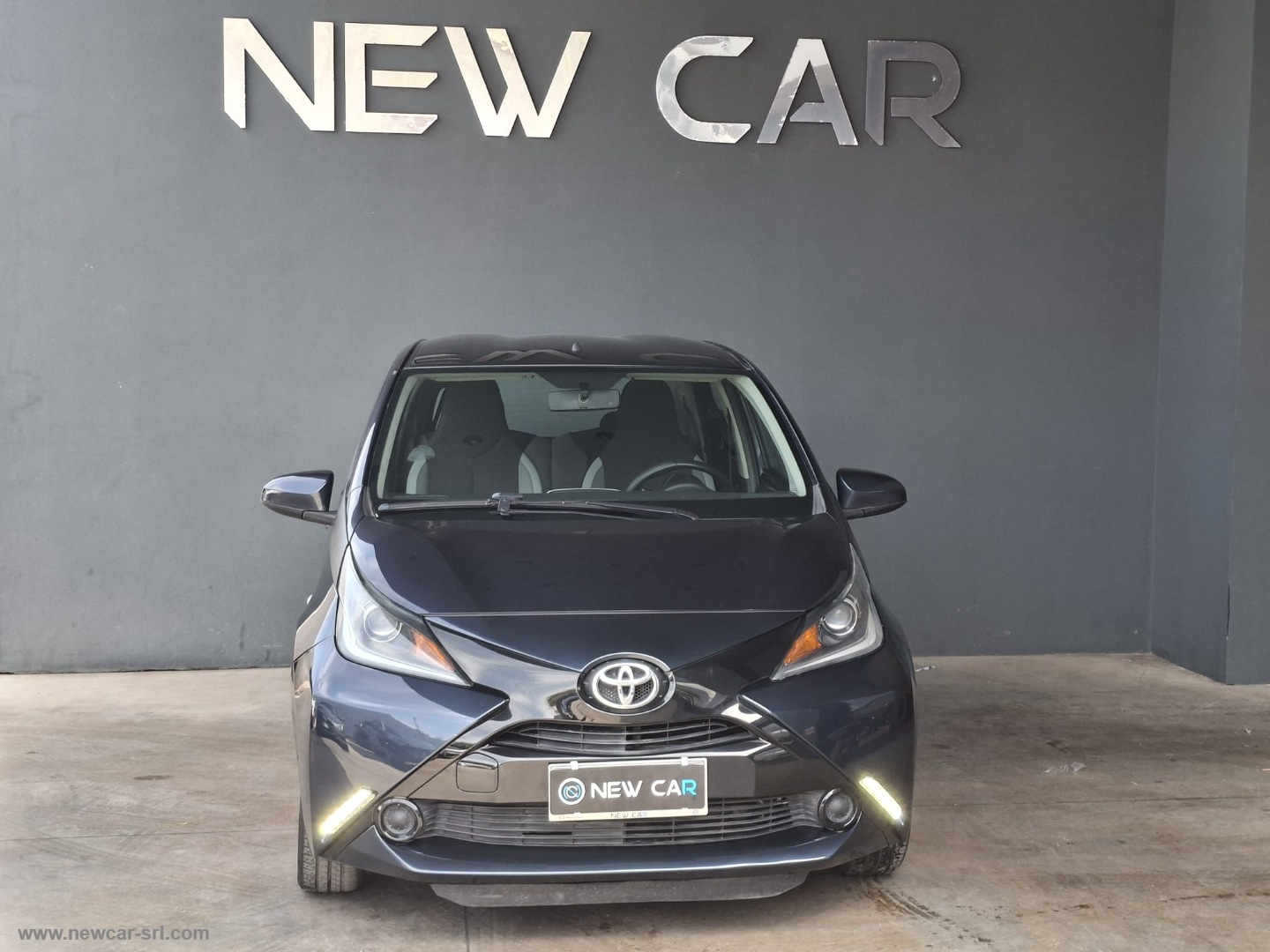 Aygo 1.0 VVT-i 69 CV 5p. x-wave                                                        