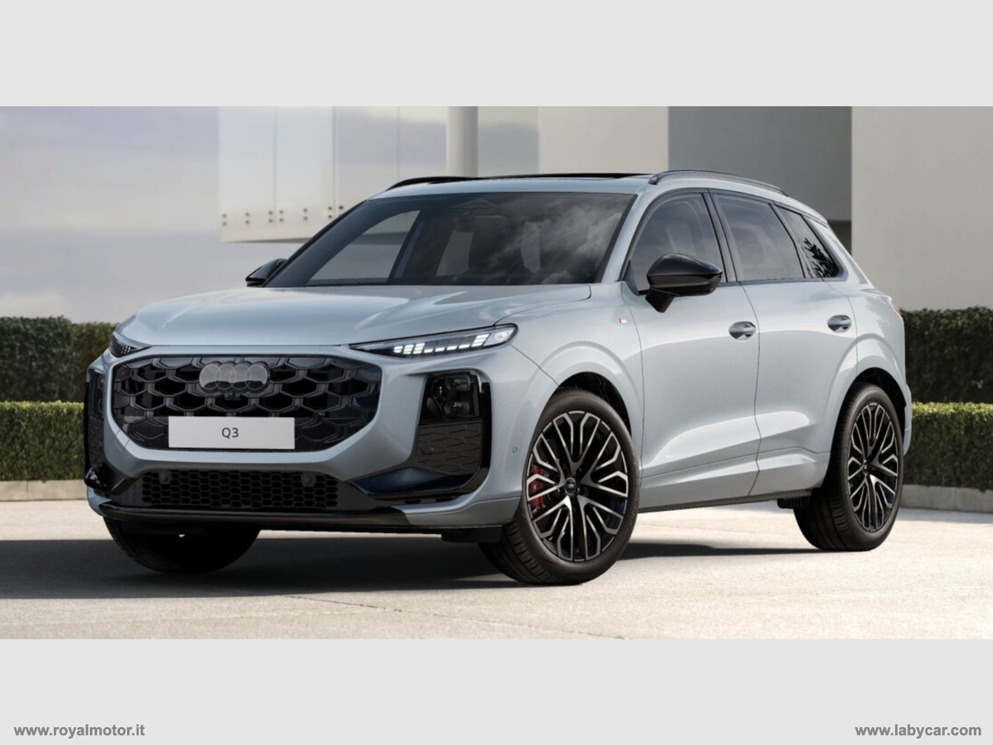 AUDI Q3