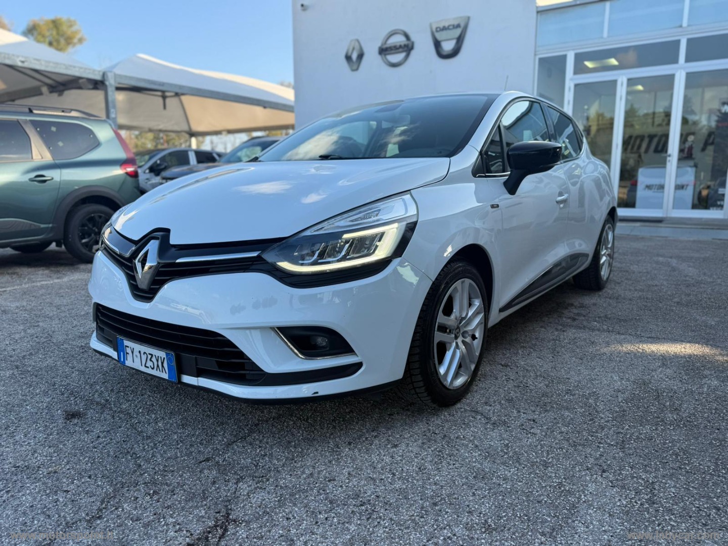 Clio dCi 8V 75CV 5p. Moschino Zen                                                        