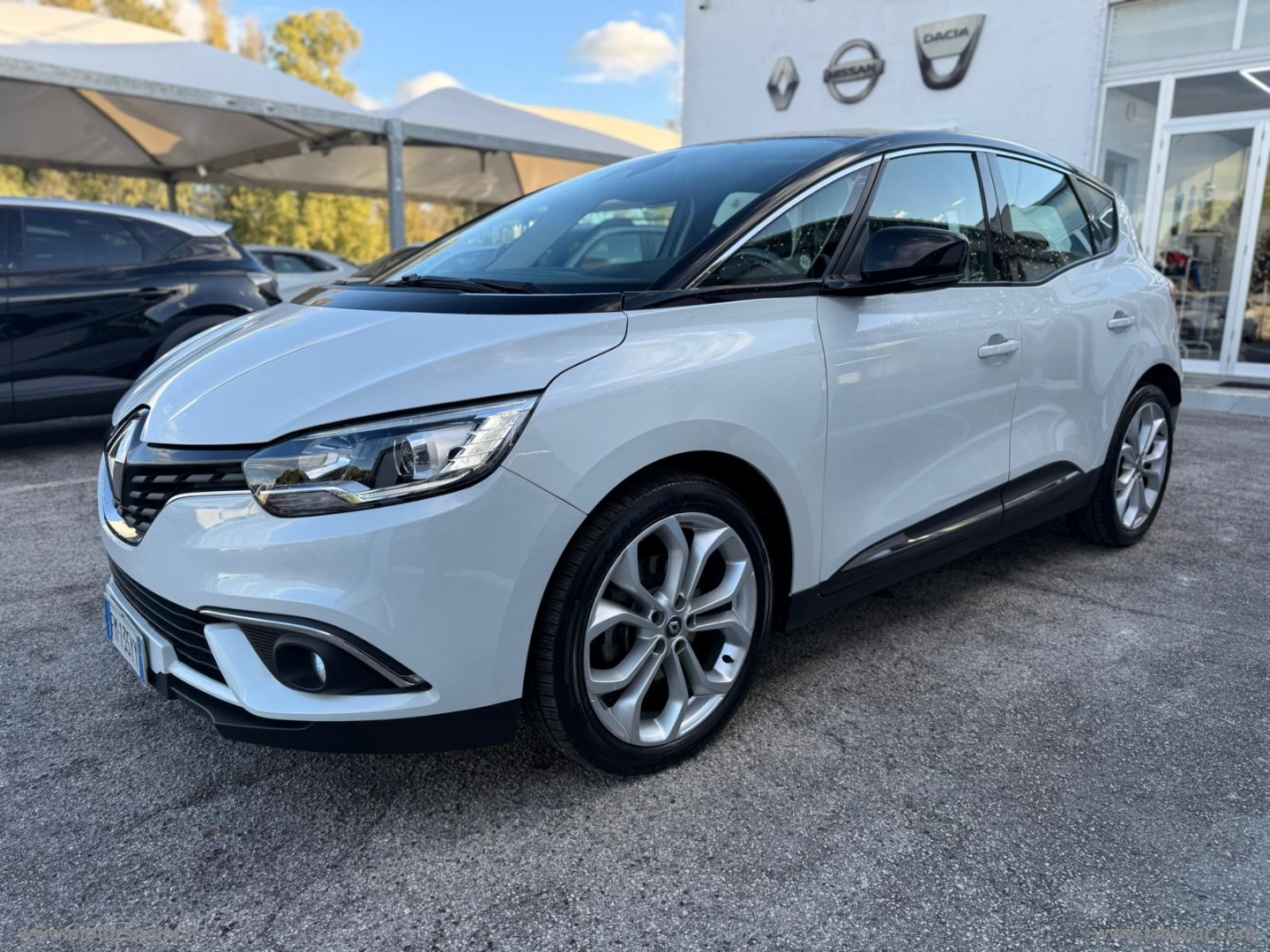 Scénic dCi 8V 110 CV EDC Energy Bose                                                        