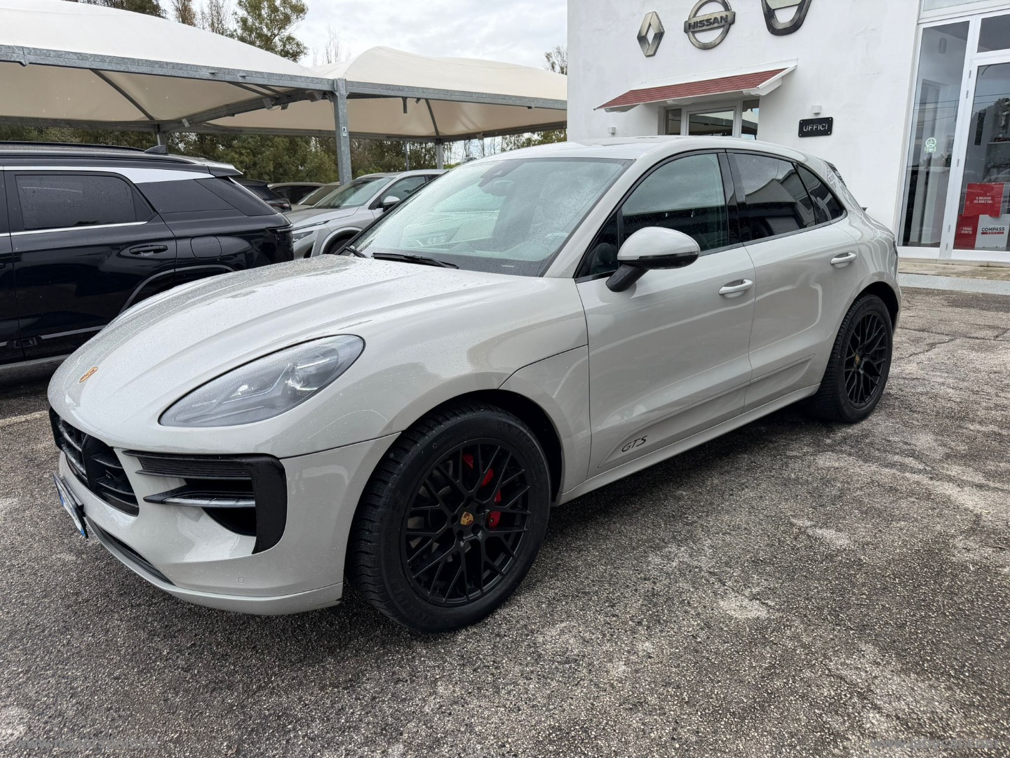 PORSCHE&nbsp;Macan