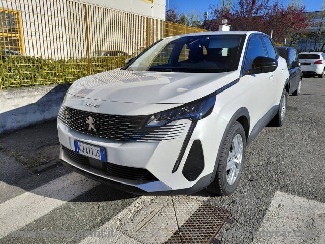 PEUGEOT&nbsp;3008