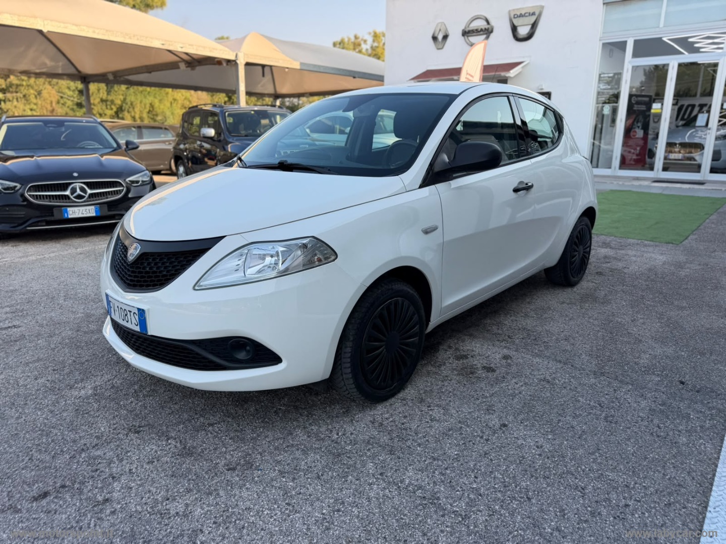 LANCIA Ypsilon