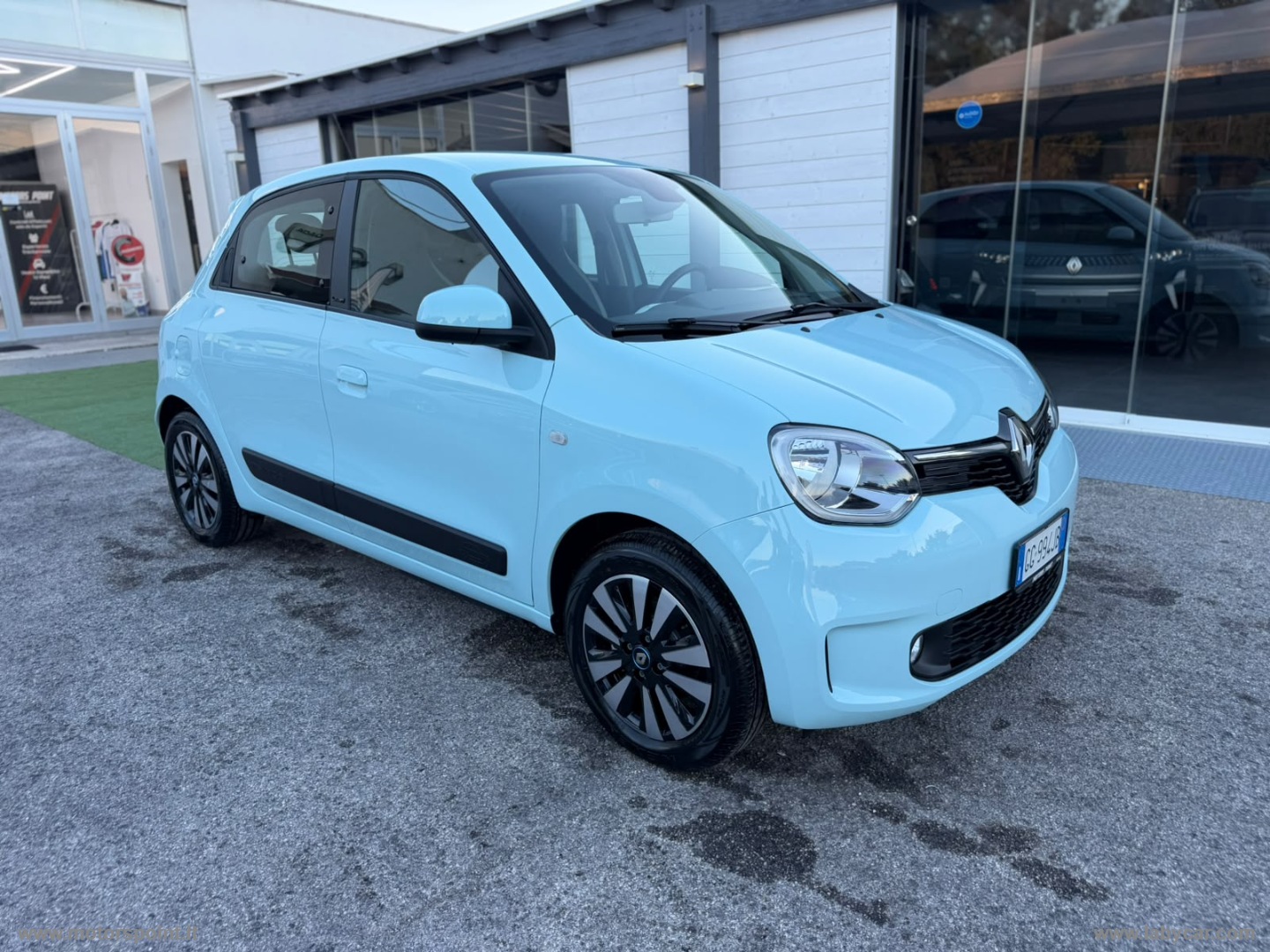 RENAULT Twingo