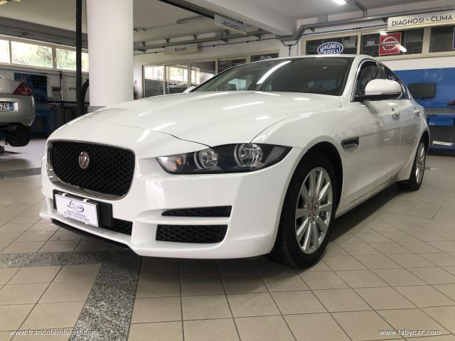 JAGUAR XE