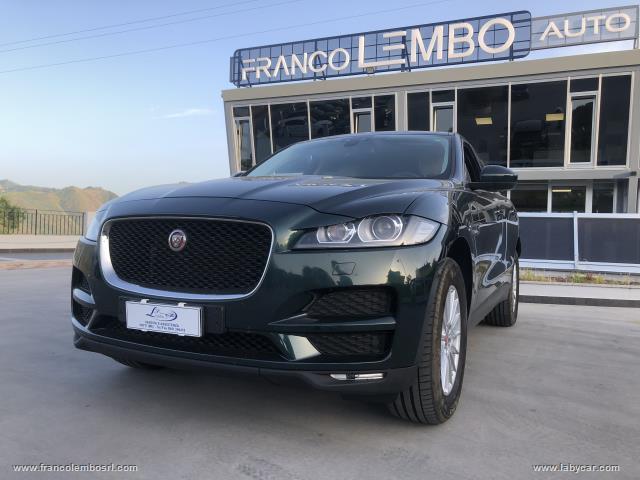 JAGUAR F-Pace