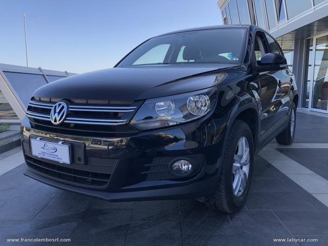 VOLKSWAGEN Tiguan