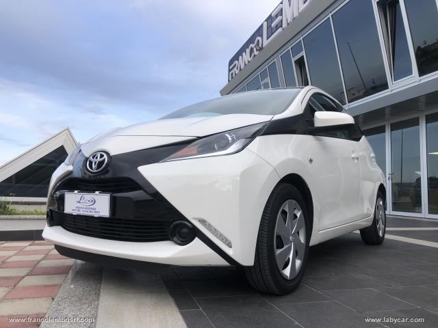 TOYOTA Aygo