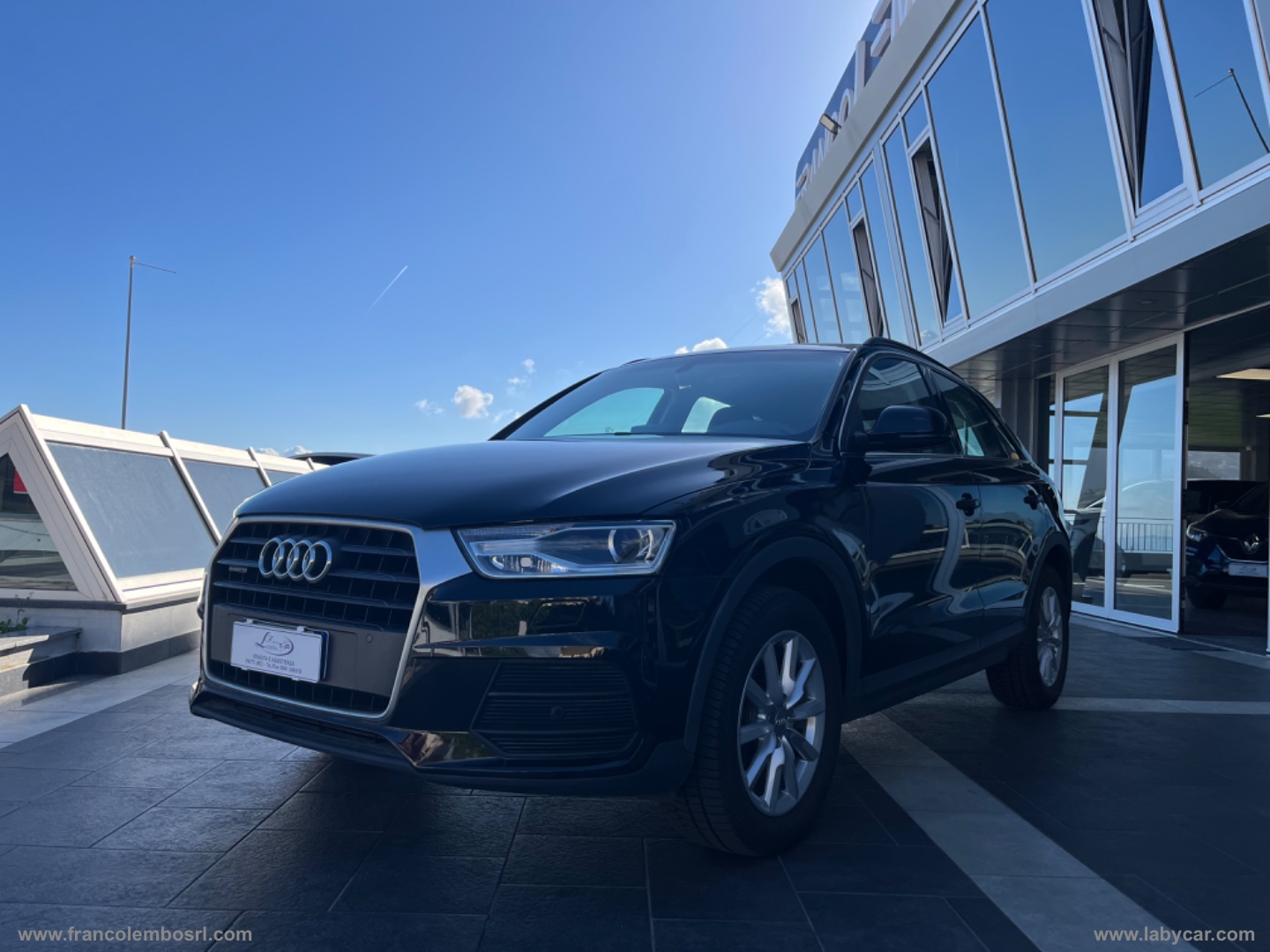 AUDI Q3