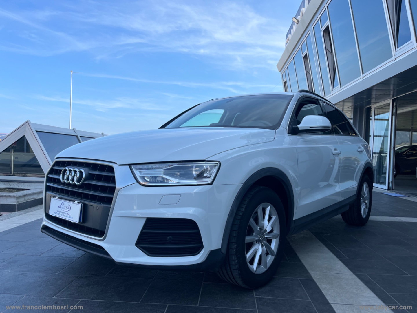 AUDI Q3