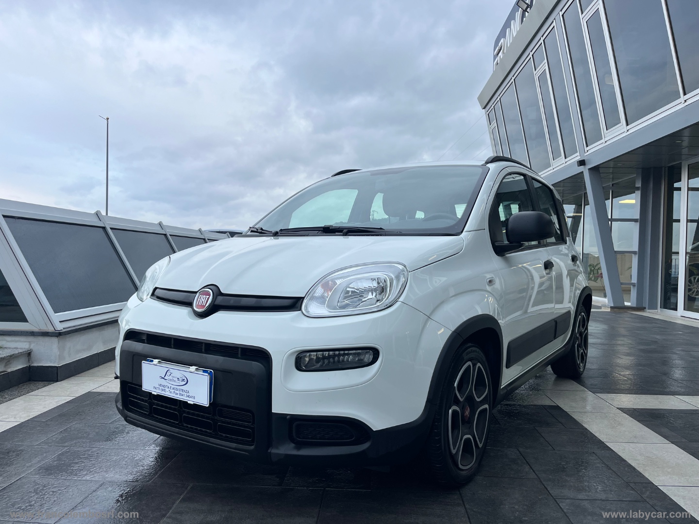 Panda 1.0 FireFly S&S Hybrid City Life                                                        