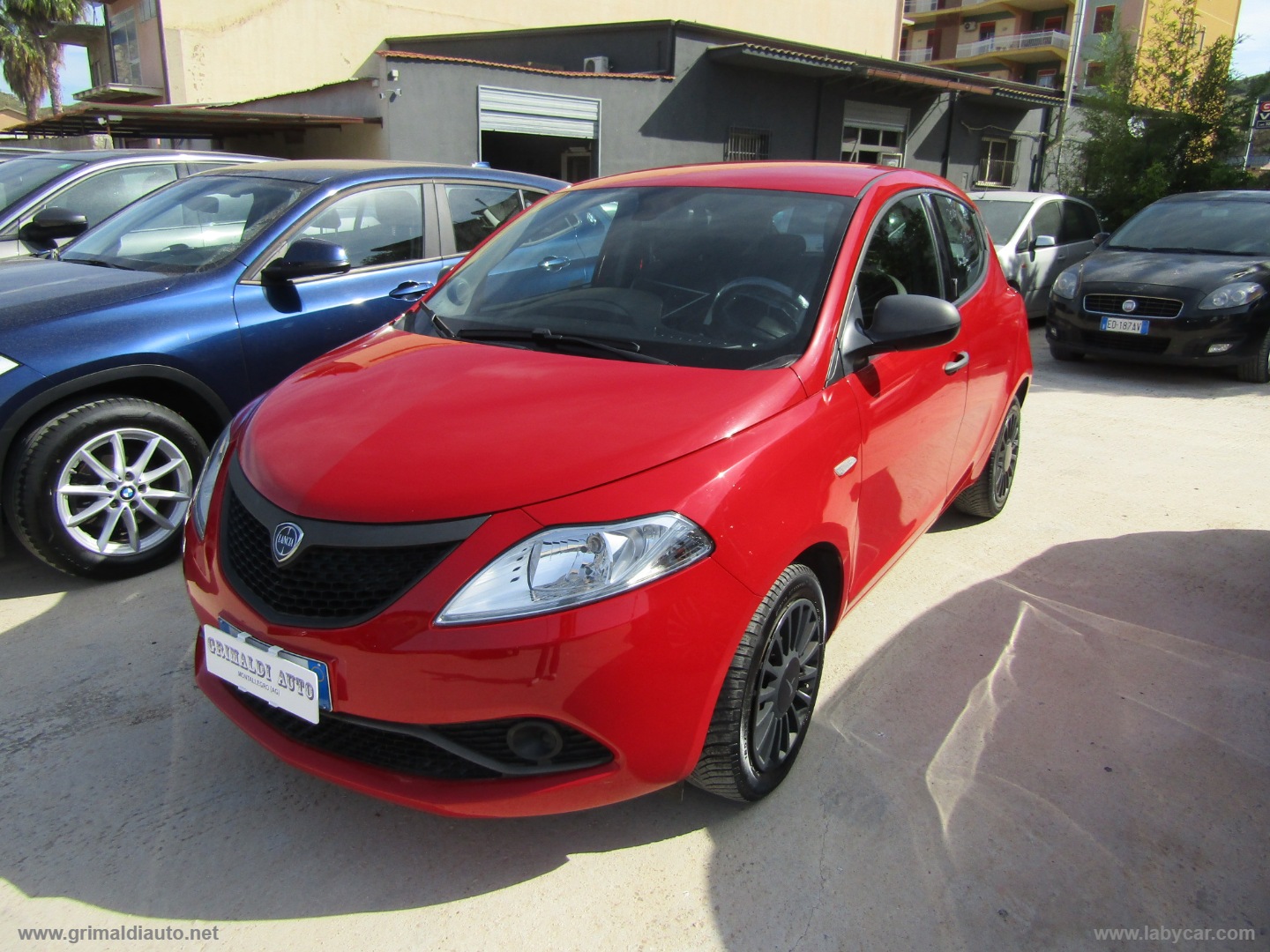 LANCIA Ypsilon