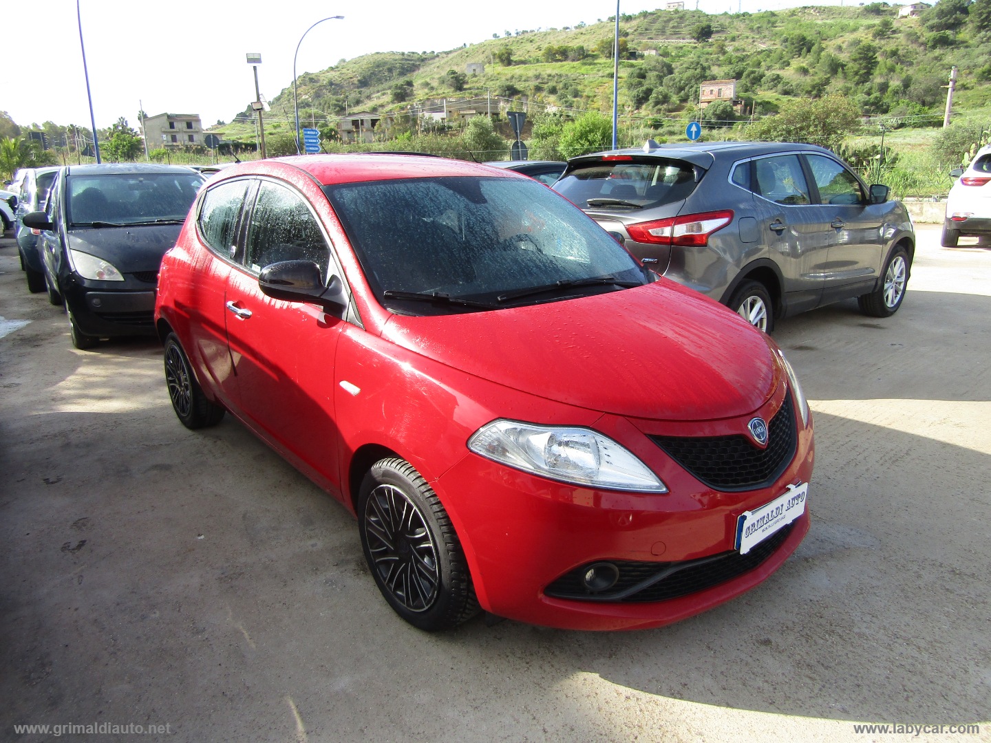 LANCIA Ypsilon