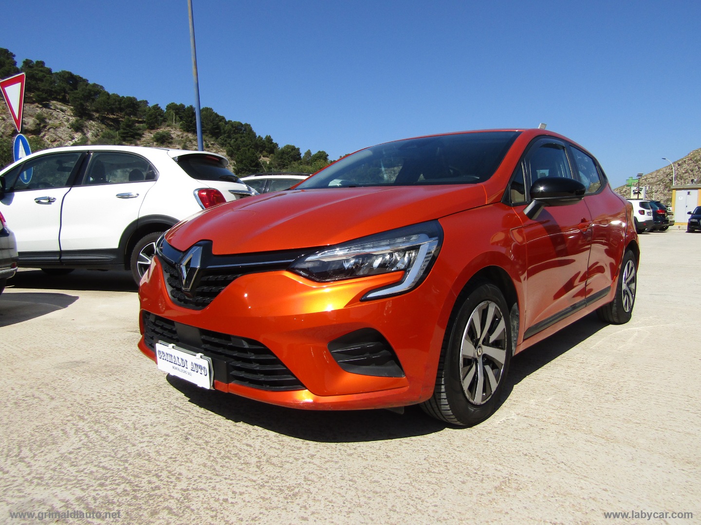 RENAULT Clio