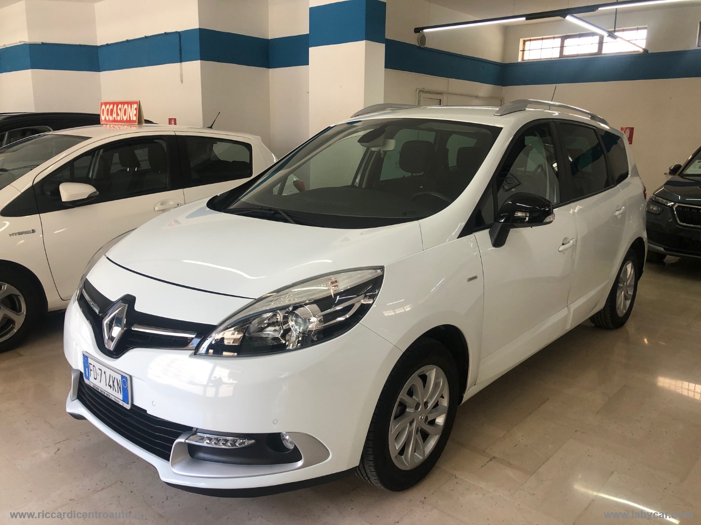 RENAULT