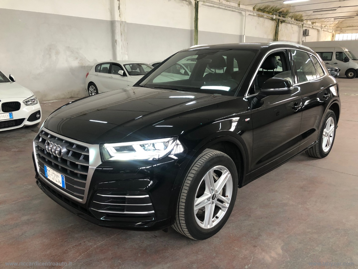 AUDI