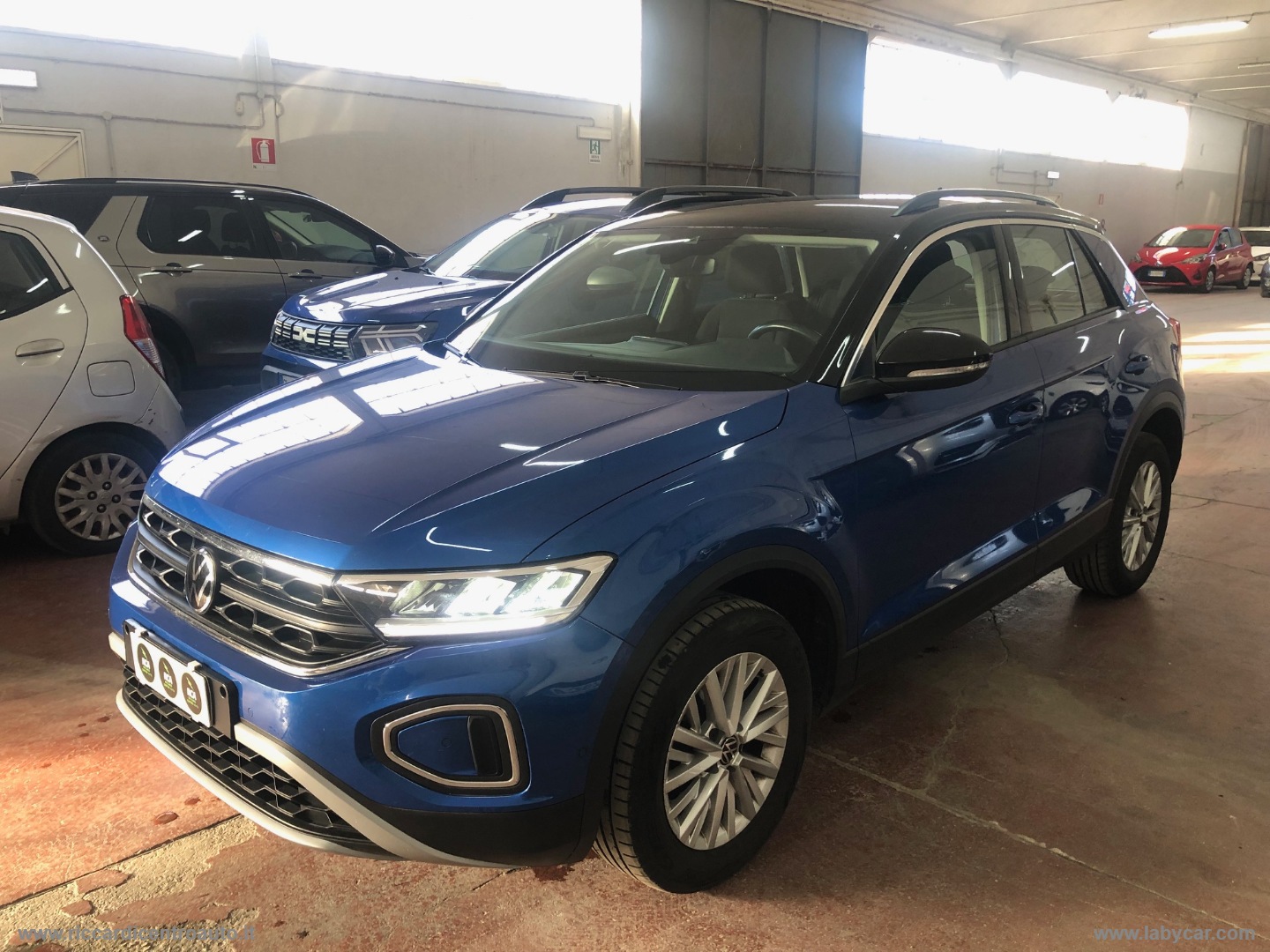 VOLKSWAGEN T-Roc