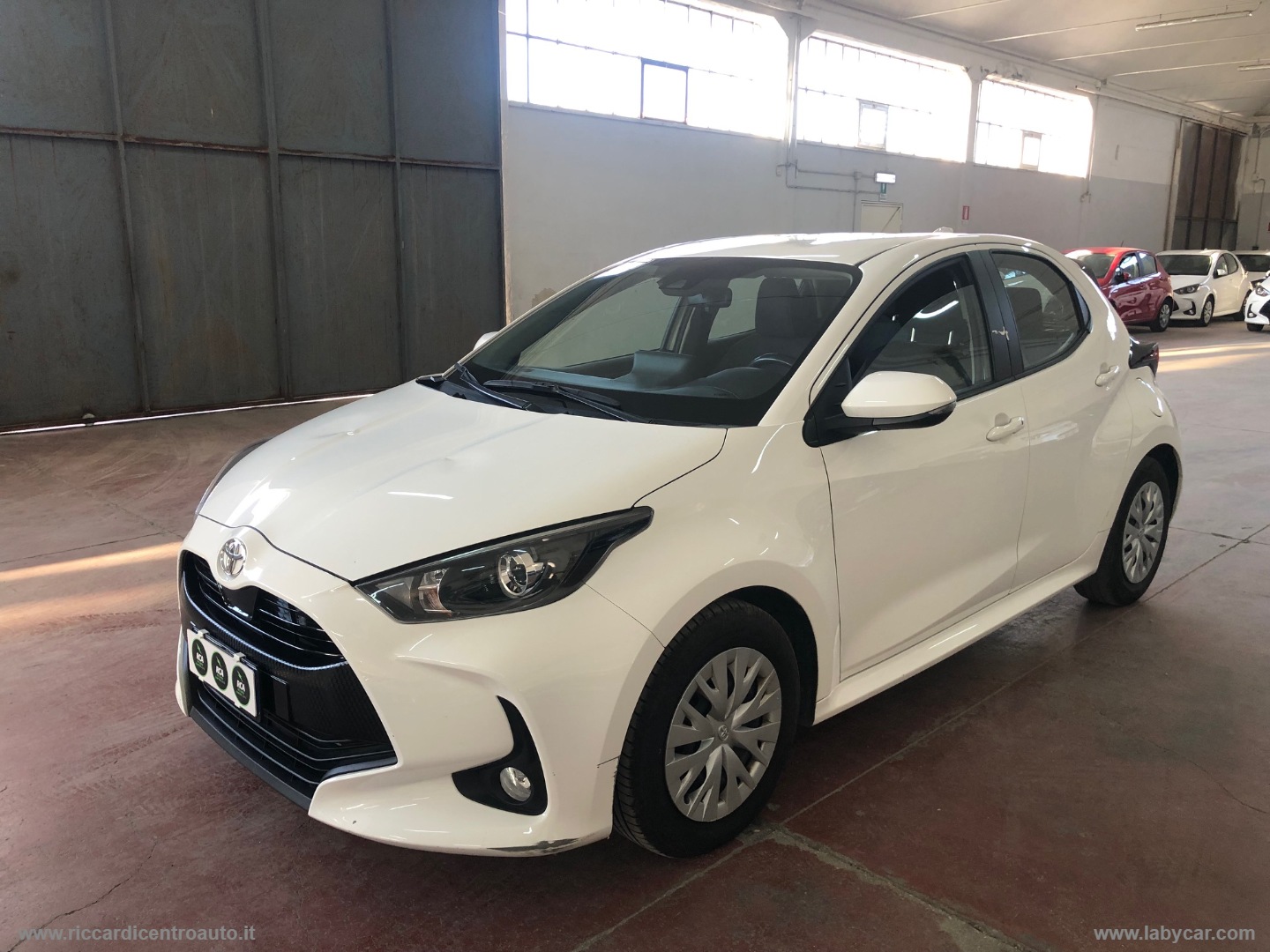 Yaris 1.0 5p. Active                                                        