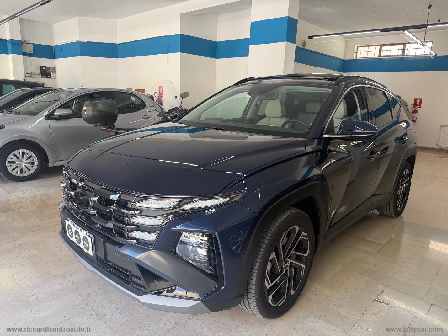 HYUNDAI