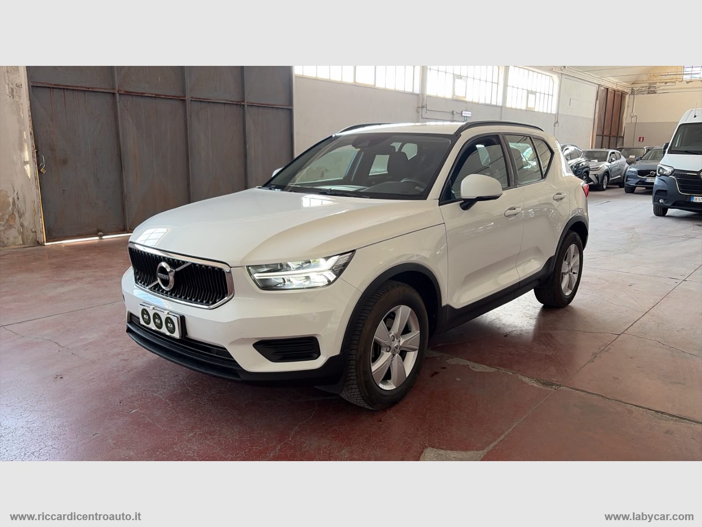 XC40 T2 automatico Core                                                        