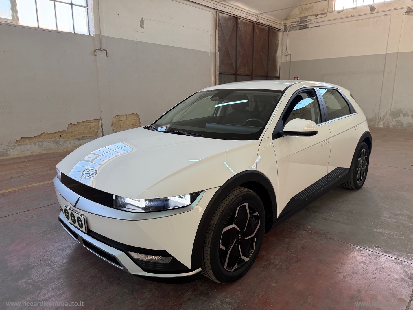 HYUNDAI Ioniq 5 58 kWh Progress                                                        