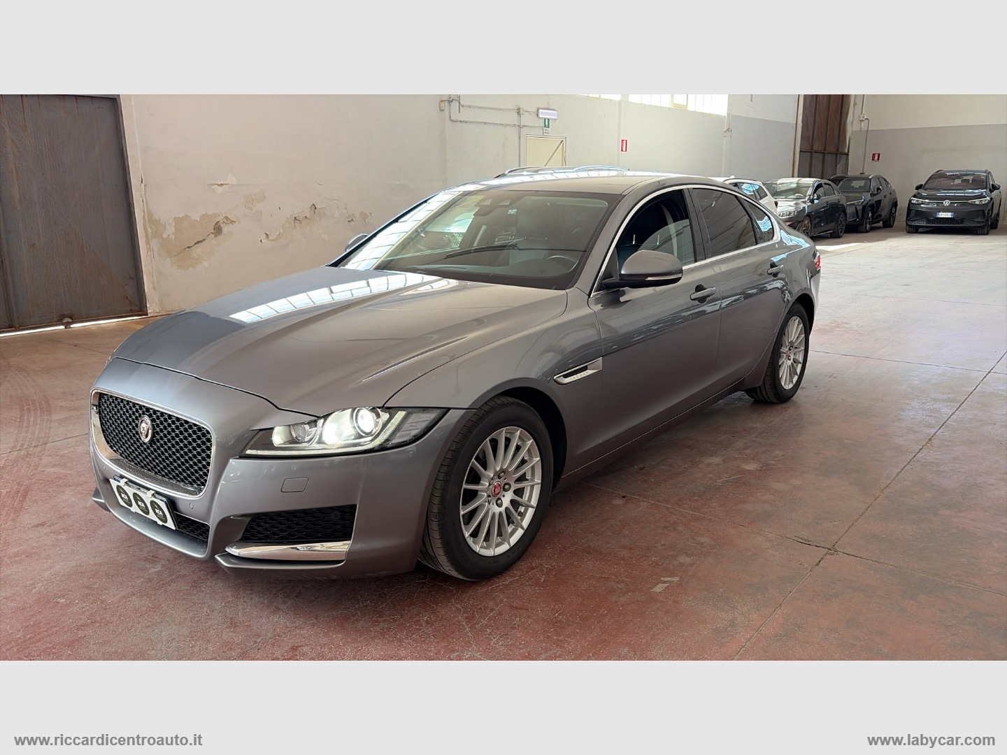 JAGUAR XF 2.0 D 180 CV AWD aut. Prestige                                                        